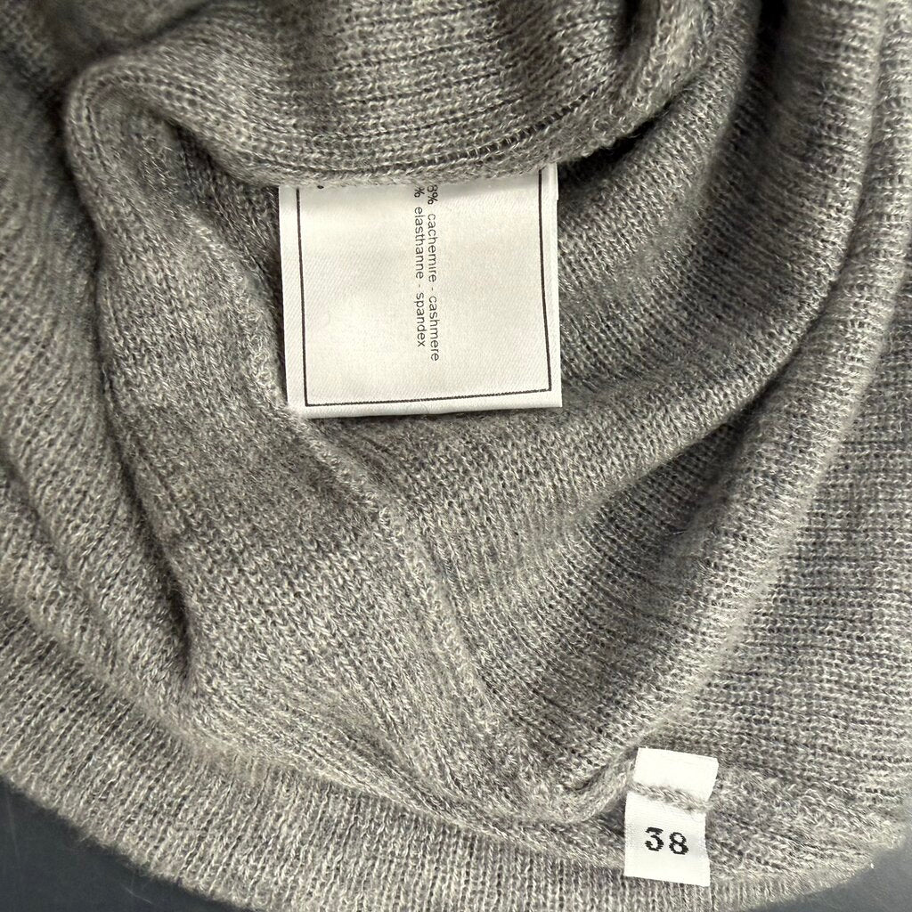 Chanel Cashmere Pearl Collar Sweater Grey 38 – Urban Exchange