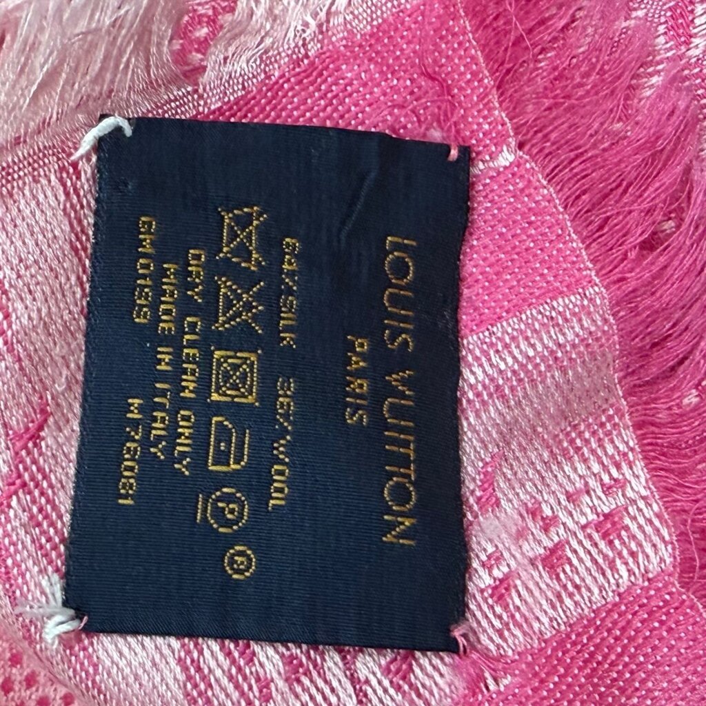 Louis Vuitton Silk Wool Monogram Scarf Pink – Urban Exchange