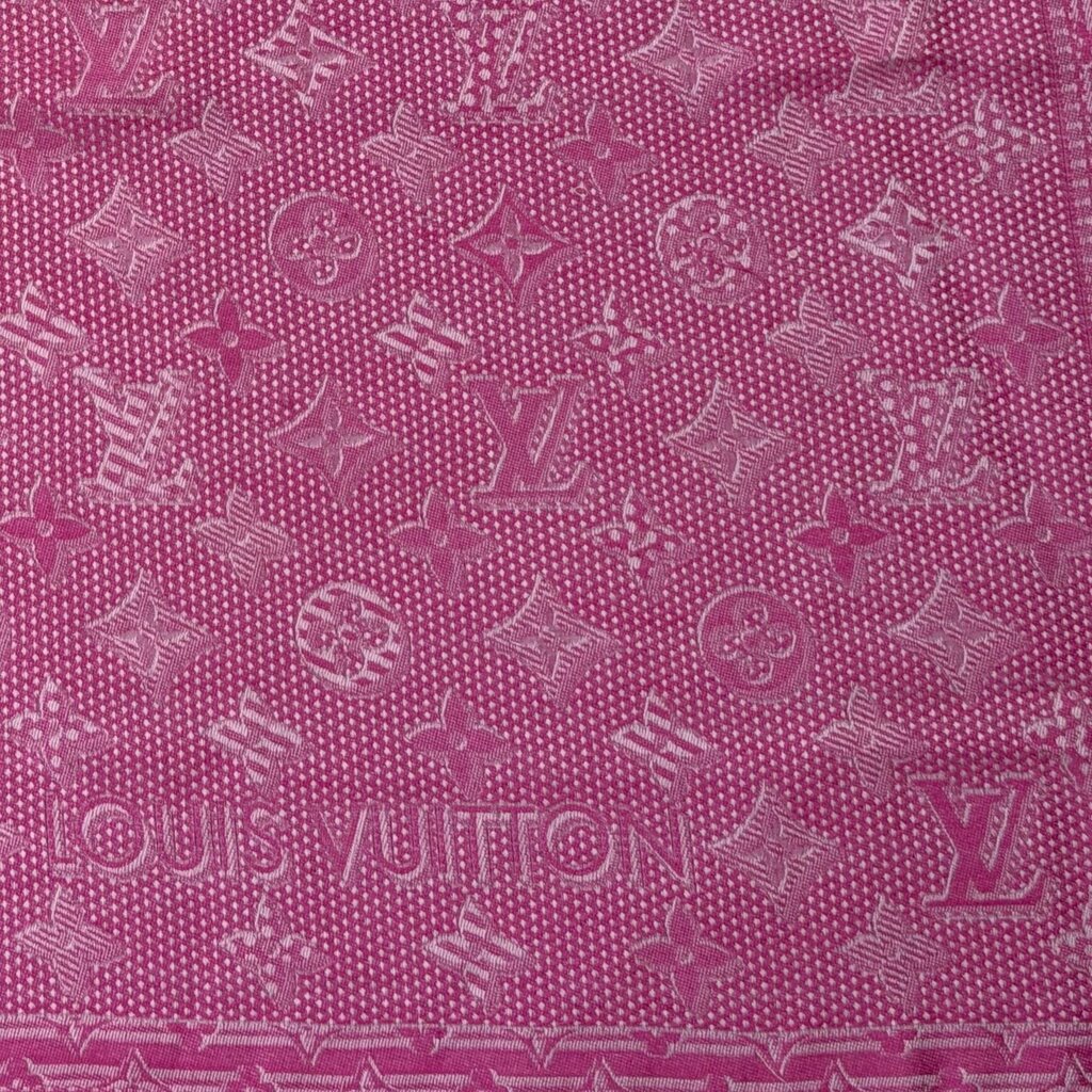 Louis Vuitton Silk Wool Monogram Scarf Pink – Urban Exchange