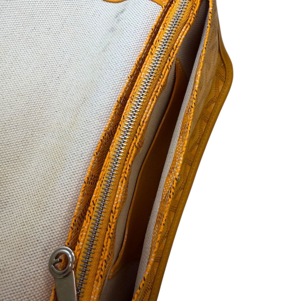 Goyard Goyardine Plumet Clutch Crossbody Handbag Yellow Woc