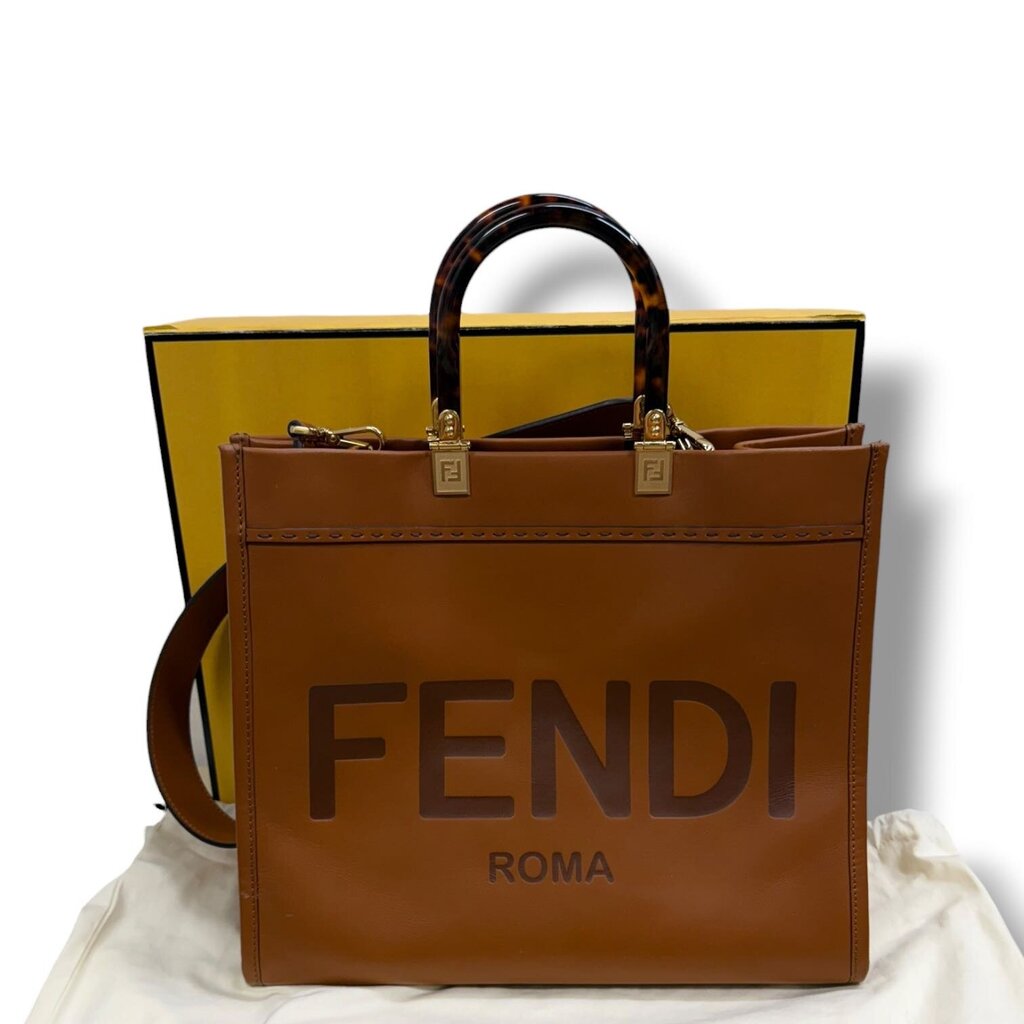 Fendi Vitello King Plexiglass Medium Fendi Sunshine Shopper Tote