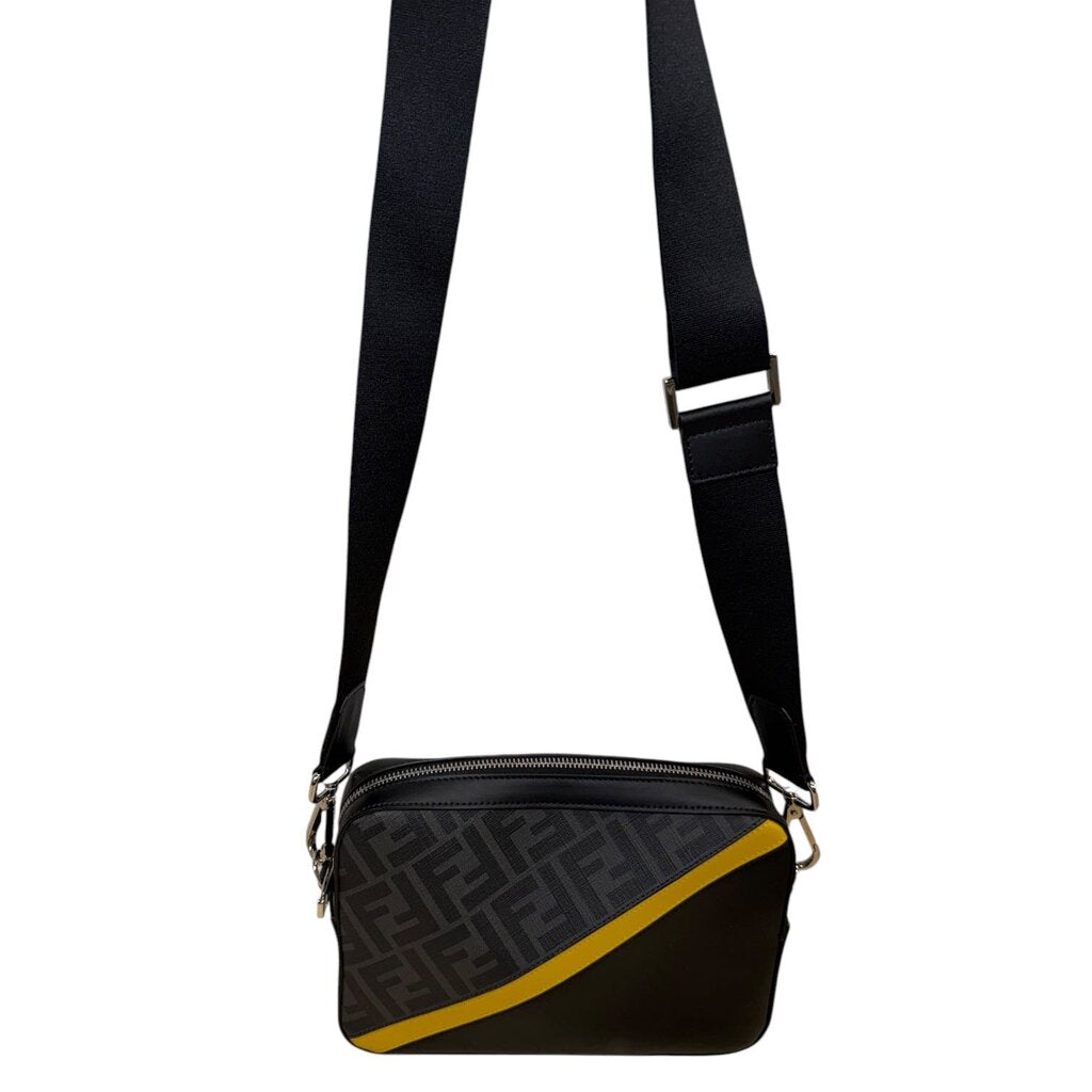 Fendi Diagonal Zucca Coated Canvas Camera Bag Black – Urban Exchange