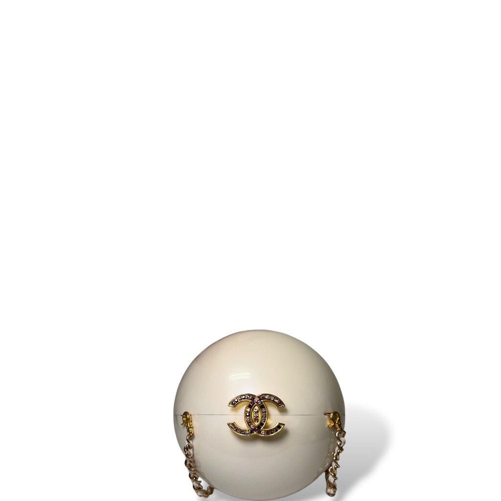 Chanel VIP Dubai Round 2016 Hard Plastic Bag White – Urban Exchange