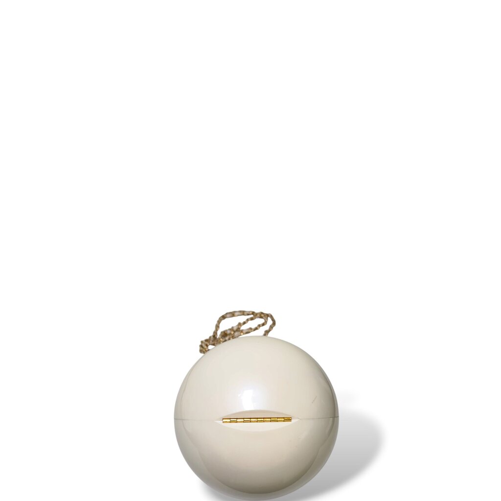 Chanel VIP Dubai Round 2016 Hard Plastic Bag White – Urban Exchange